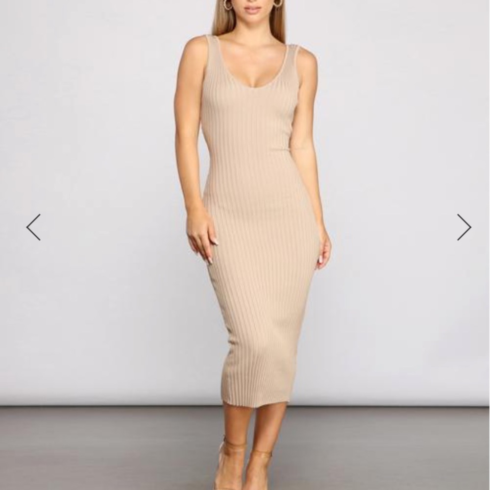 Ribbed nude dress